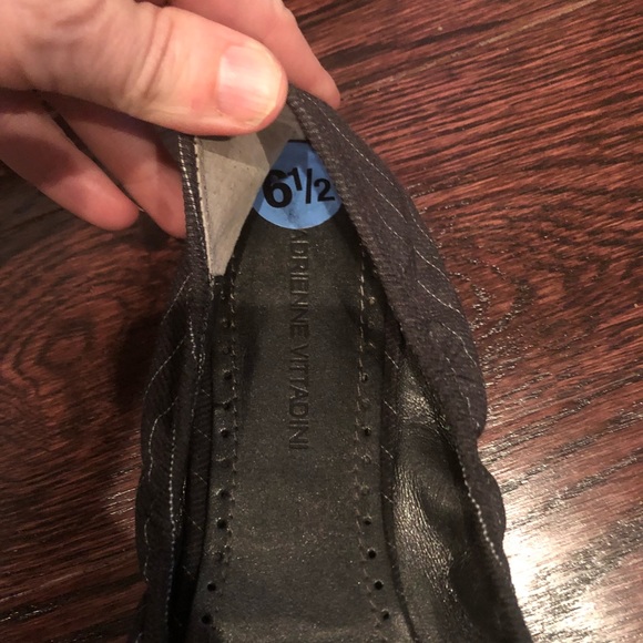 Adrienne Vittadini Shoe - Picture 3 of 6